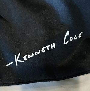 Kenneth Cole Bags - Kenneth Cole Tote Kenneth Cole Bags - Kenneth Cole Tote
